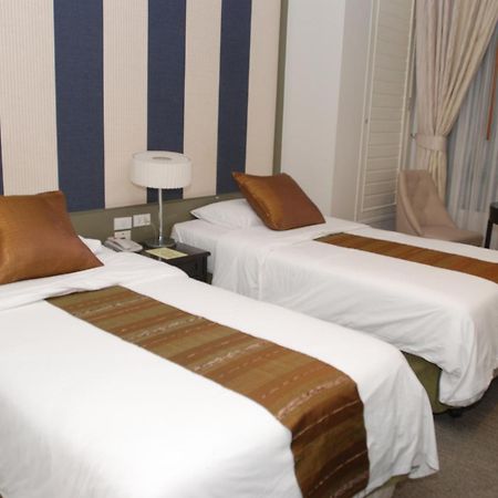 Aphrodite Inn Bangkok Dış mekan fotoğraf