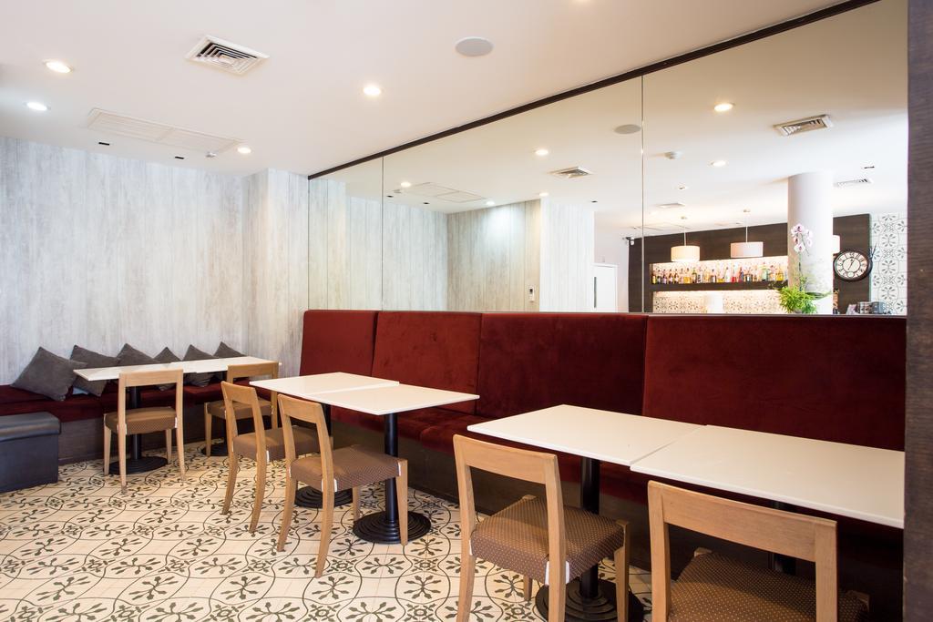 Aphrodite Inn Bangkok Dış mekan fotoğraf