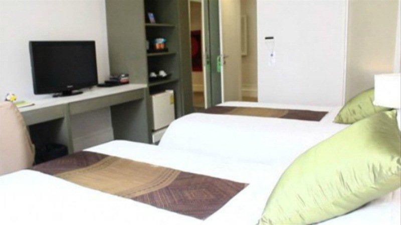 Aphrodite Inn Bangkok Dış mekan fotoğraf