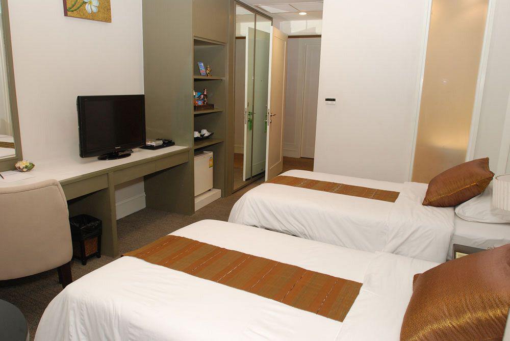 Aphrodite Inn Bangkok Dış mekan fotoğraf